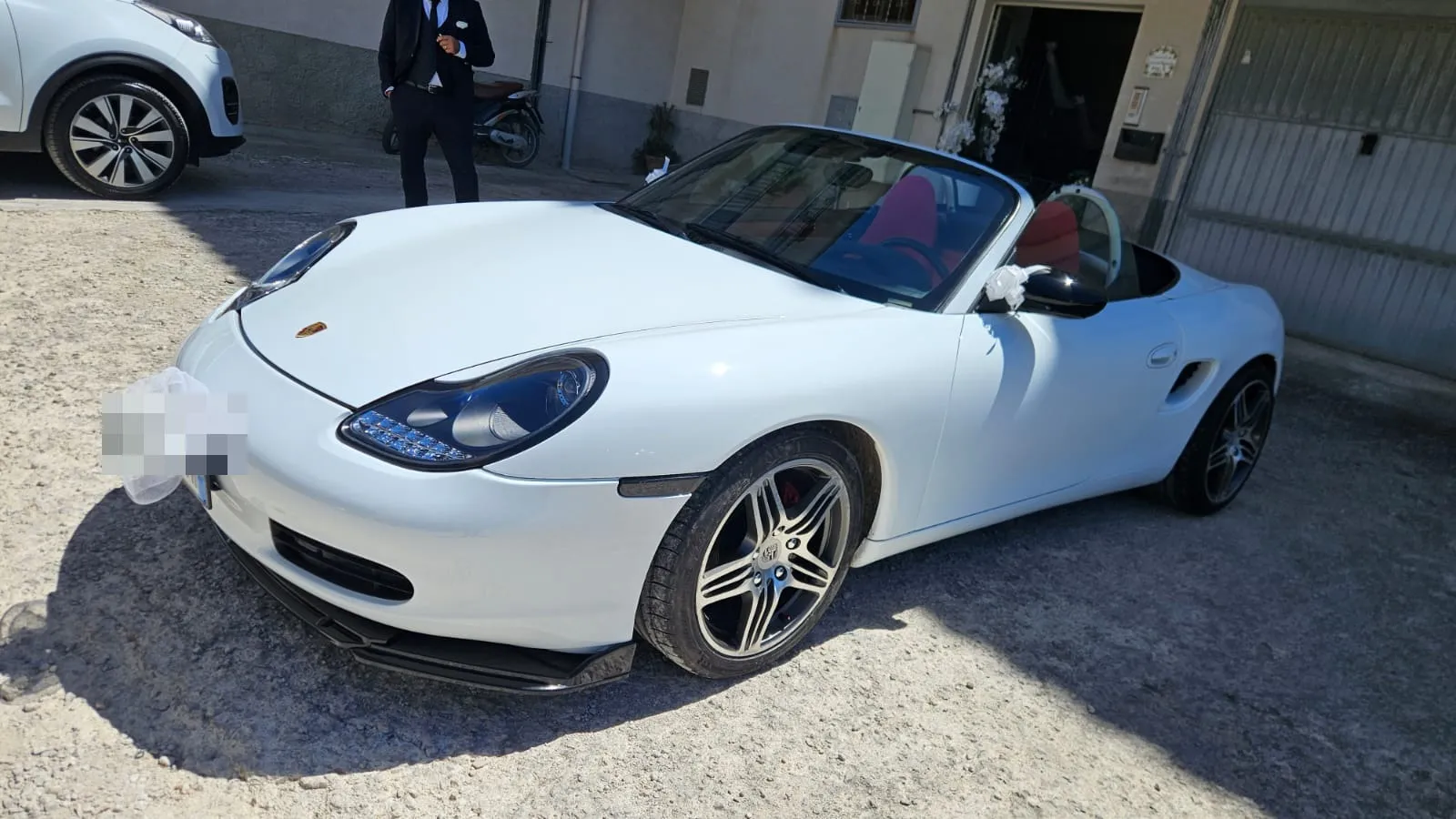 Porsche Boxster restaurata, dettaglio verniciatura argento